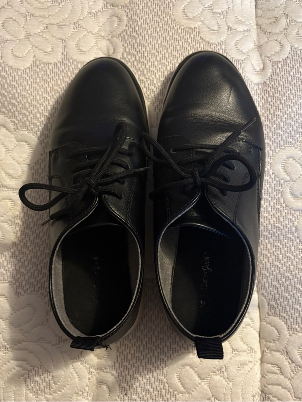 Cat and Jack Kids black dress shoes